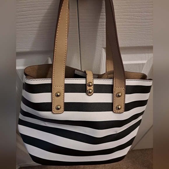 NWOT Two Crossbody Striped Bags - Picture 2 of 10
